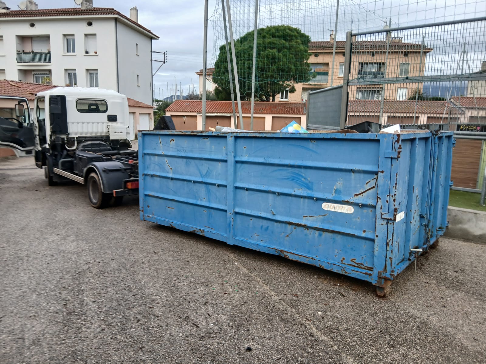 Livraison et enlèvement de bennes